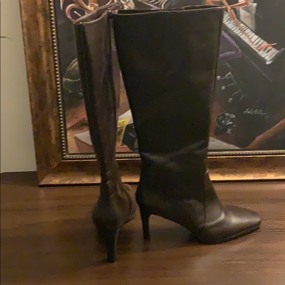 Luminani knee high leather dress boot - Picture 6 of 10